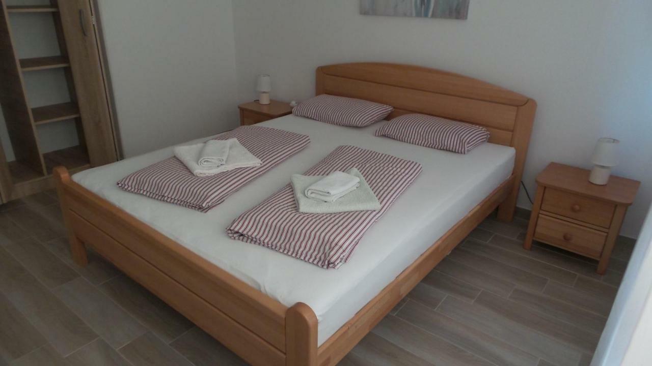 Apartments Antonio 로고즈니차 외부 사진