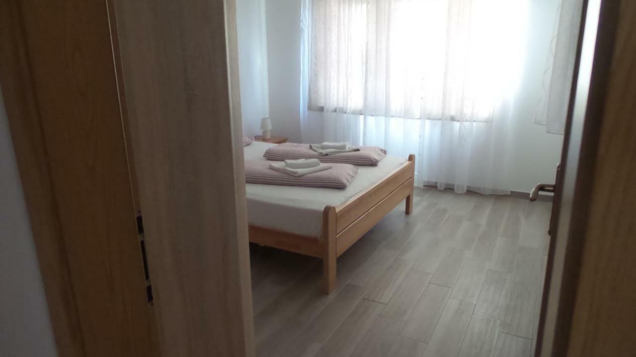 Apartments Antonio 로고즈니차 외부 사진