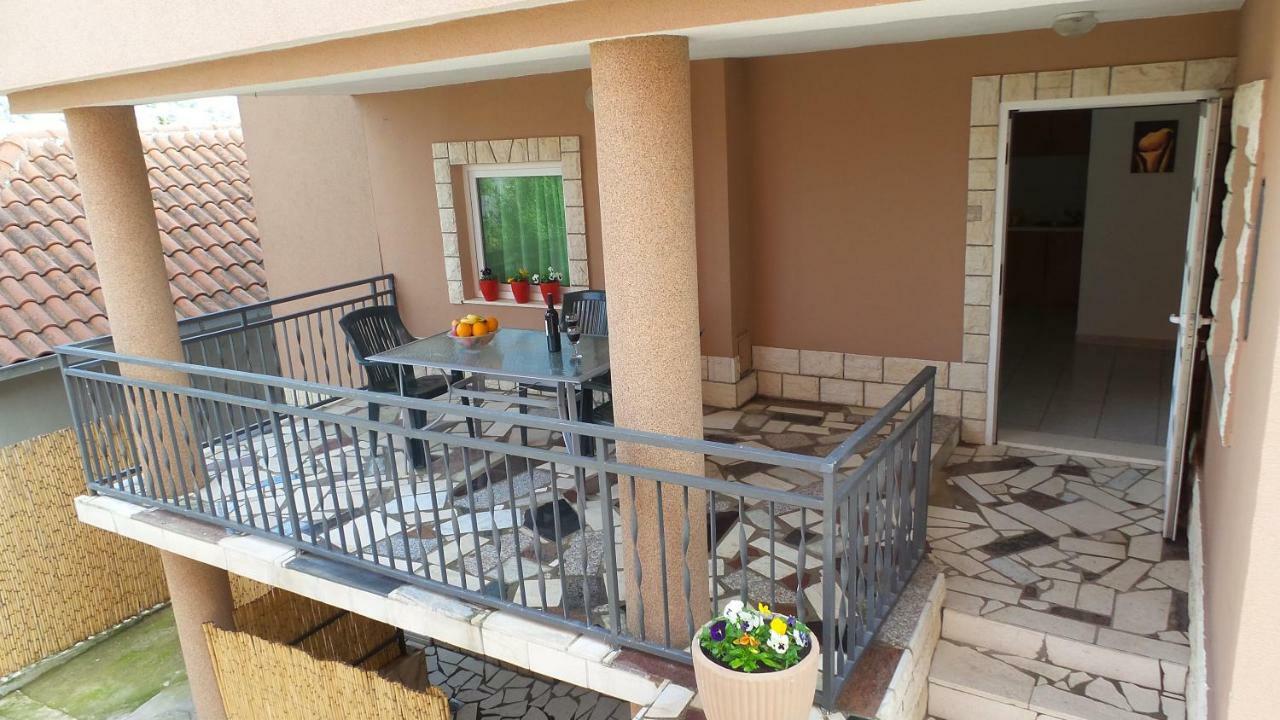 Apartments Antonio 로고즈니차 외부 사진